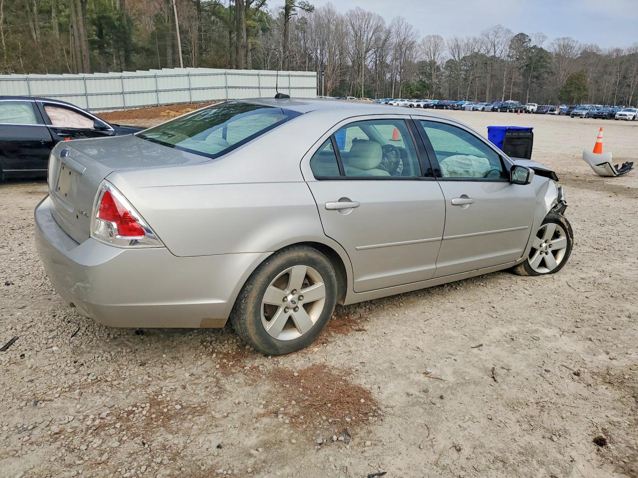 2007 FORD FUSION SE photo 5