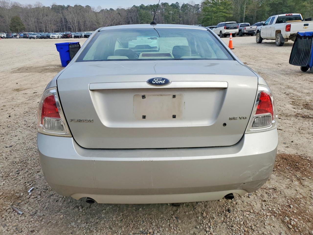 2007 FORD FUSION SE photo 11