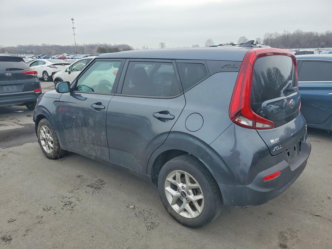 2020 KIA SOUL S photo 2