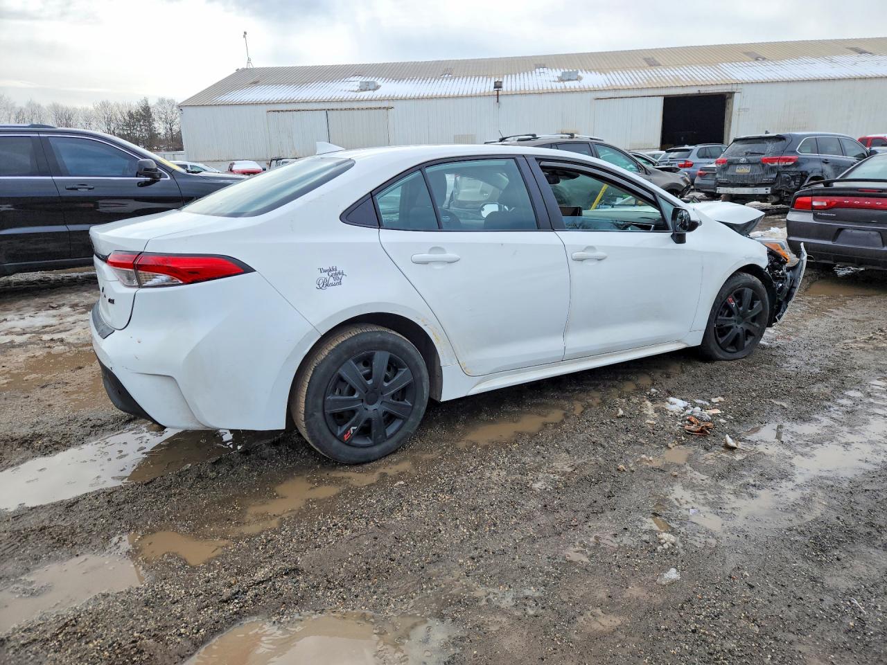 2024 TOYOTA COROLLA photo 3