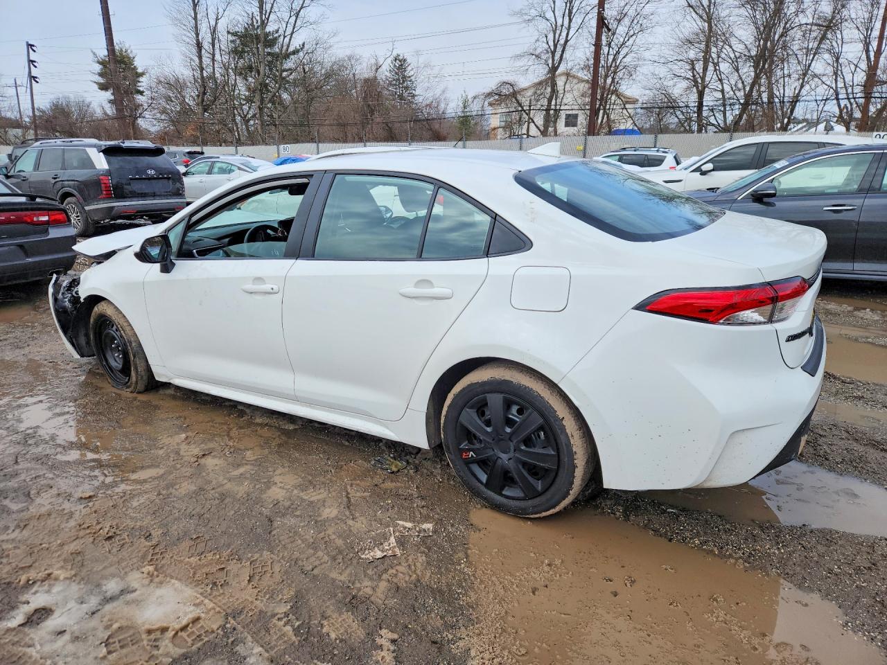 2024 TOYOTA COROLLA photo 2