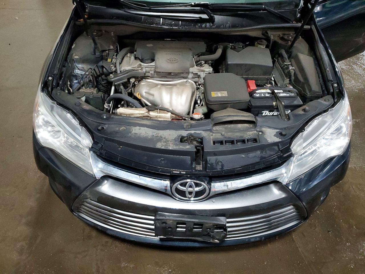 2016 TOYOTA CAMRY LE photo 11