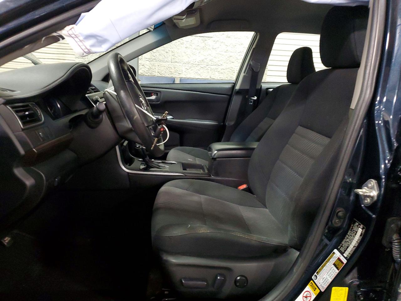 2016 TOYOTA CAMRY LE photo 7