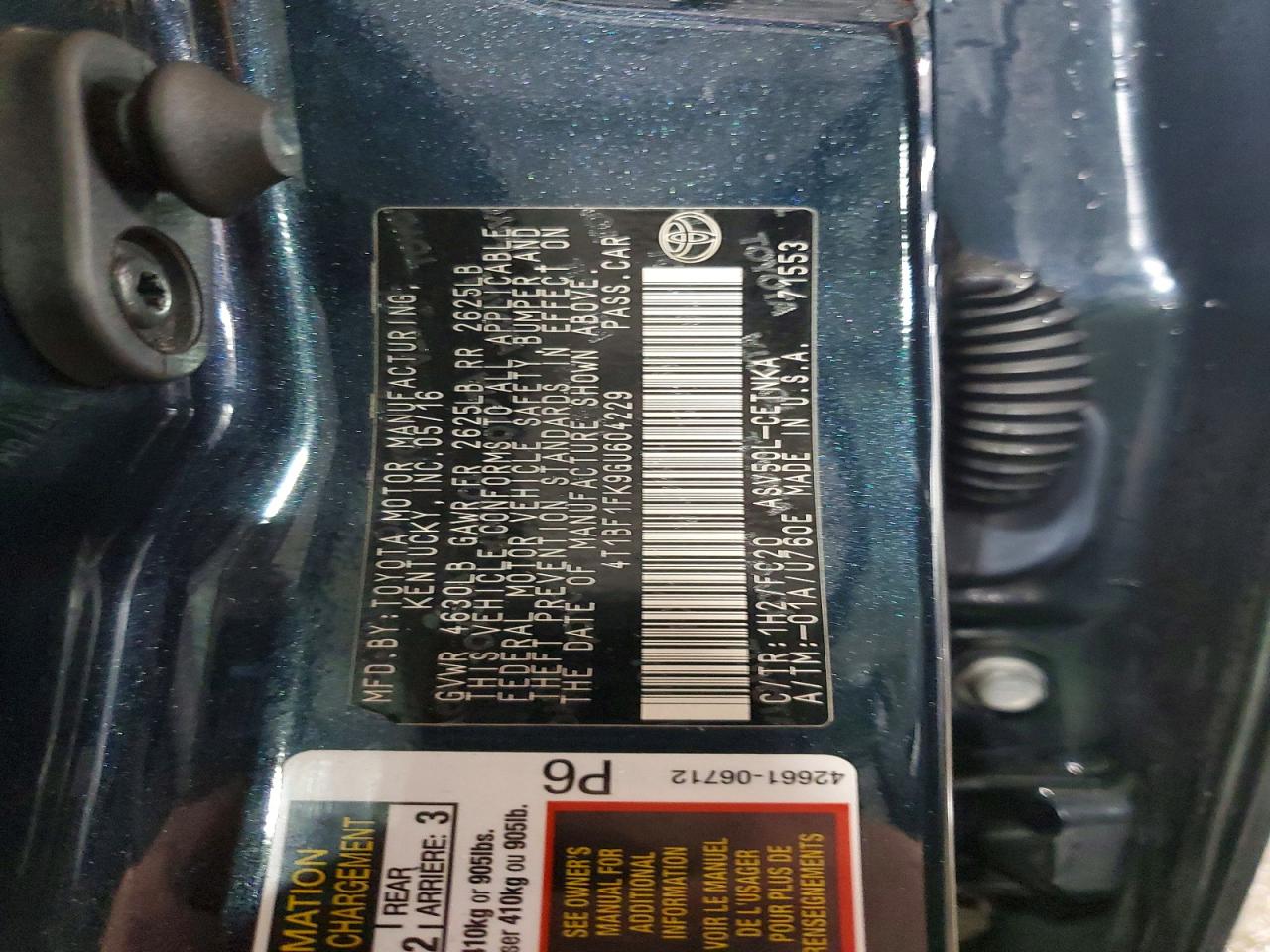 2016 TOYOTA CAMRY LE photo 12