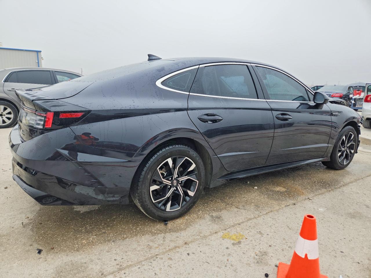 2024 HYUNDAI SONATA SEL photo 5