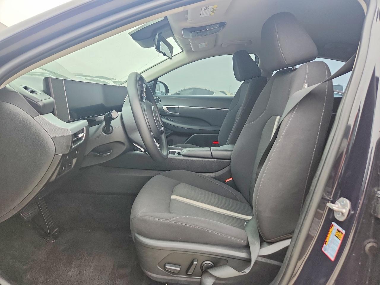 2024 HYUNDAI SONATA SEL photo 13