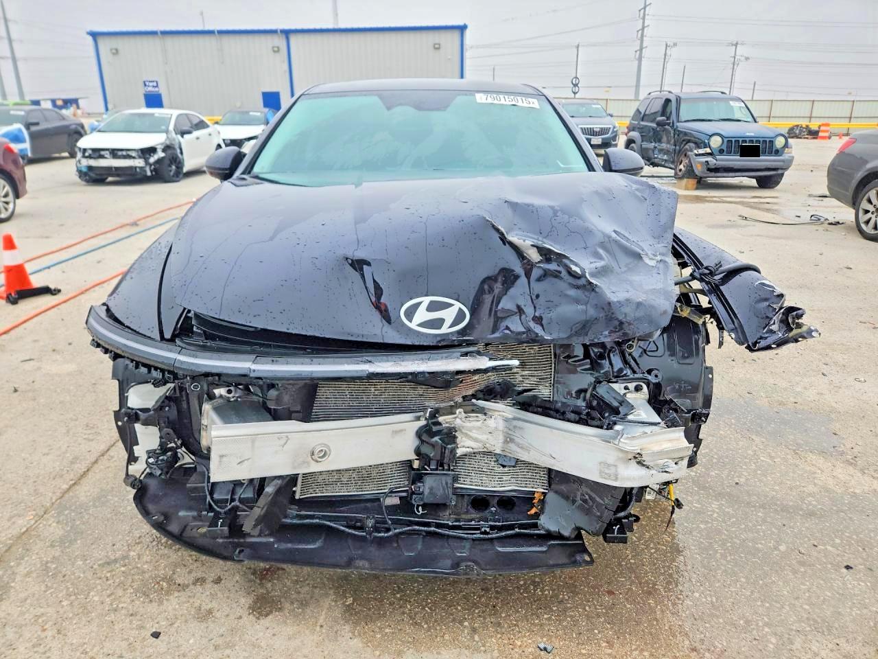 2024 HYUNDAI SONATA SEL photo 9