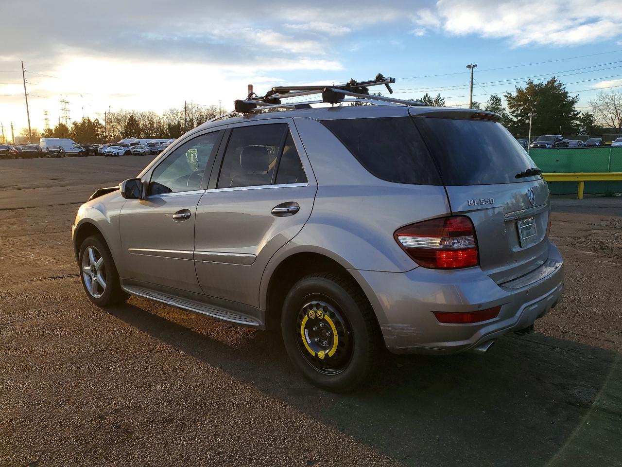 2009 MERCEDES-BENZ ML 550 photo 2