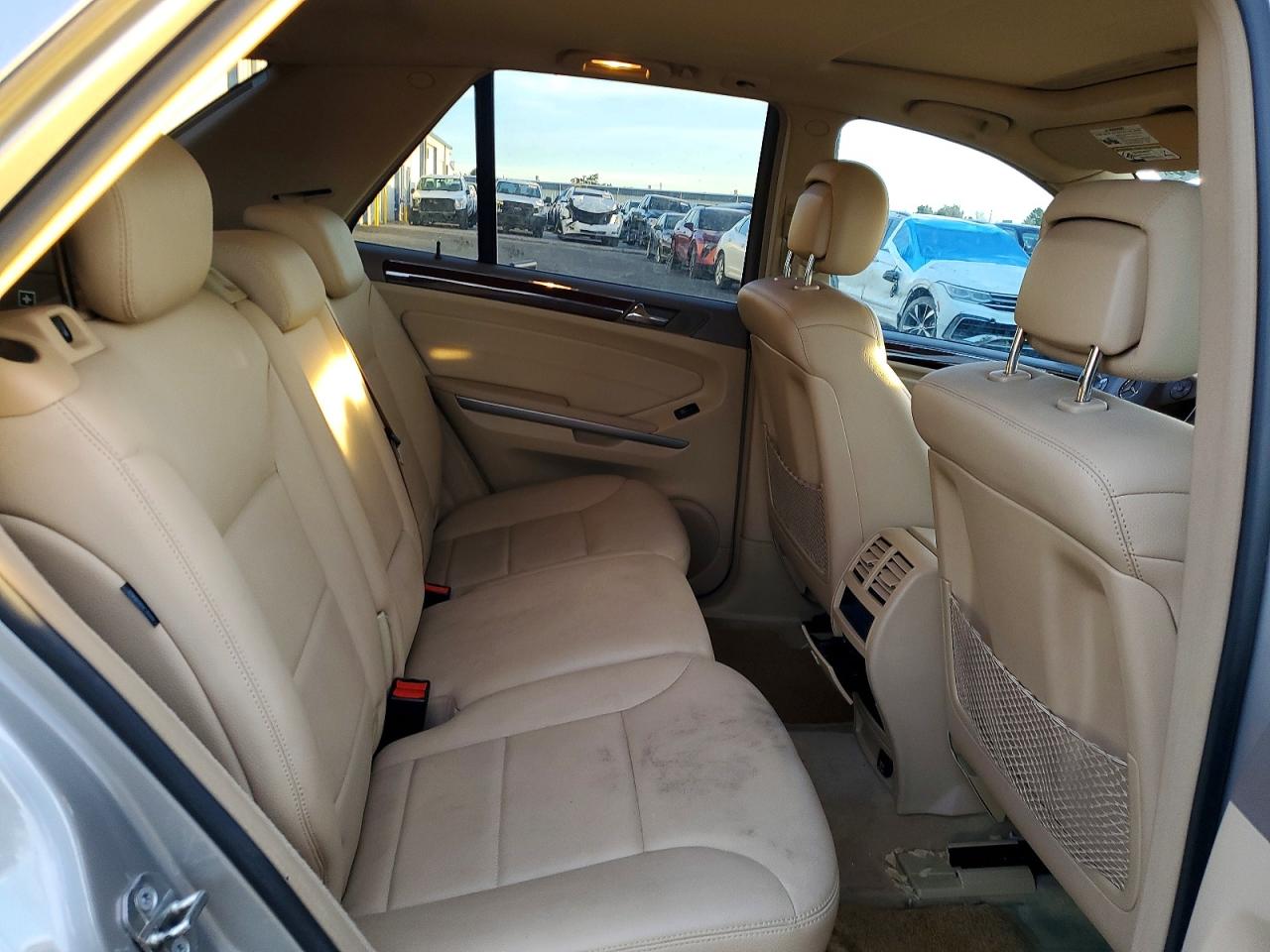 2009 MERCEDES-BENZ ML 550 photo 10