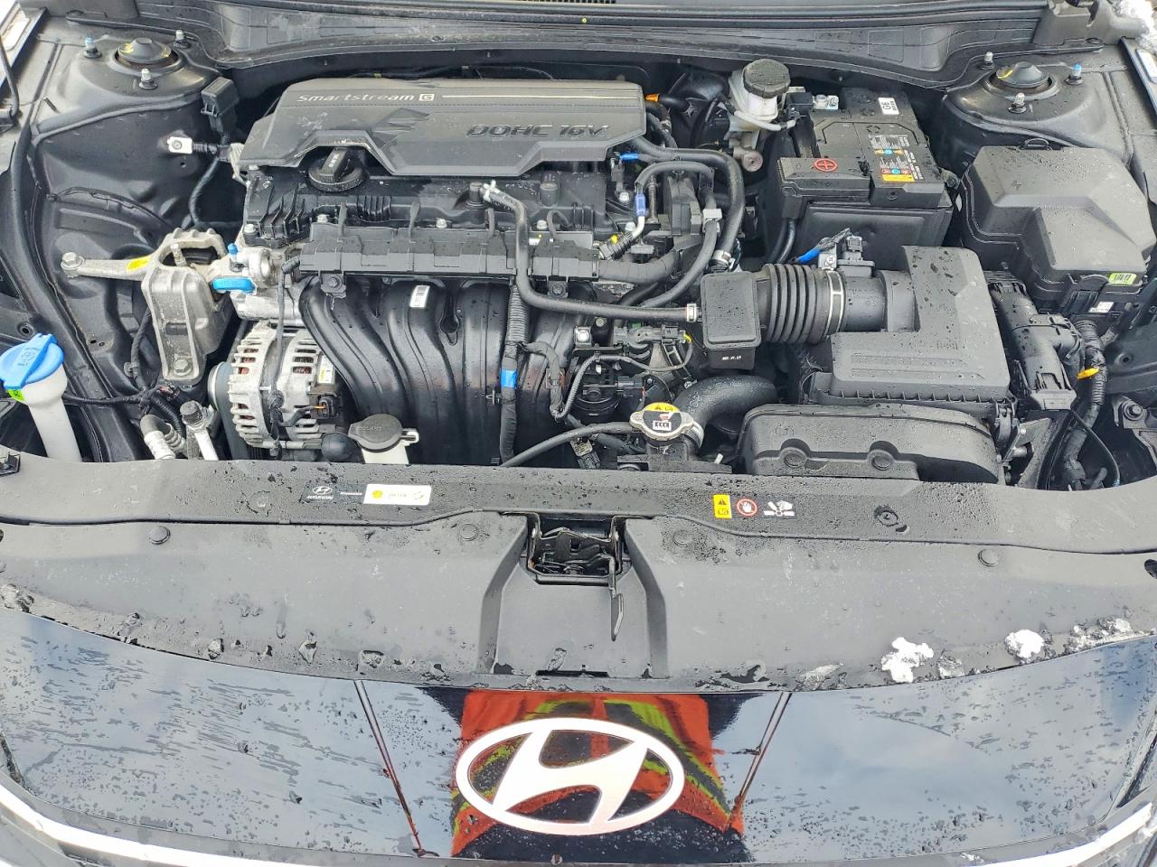2025 HYUNDAI ELANTRA SEL SPORT photo 31