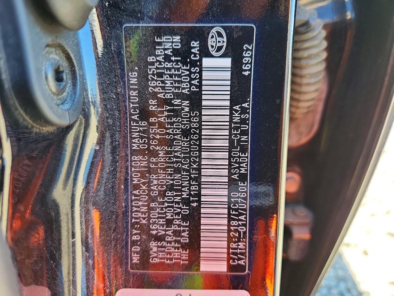 2016 TOYOTA CAMRY LE photo 37