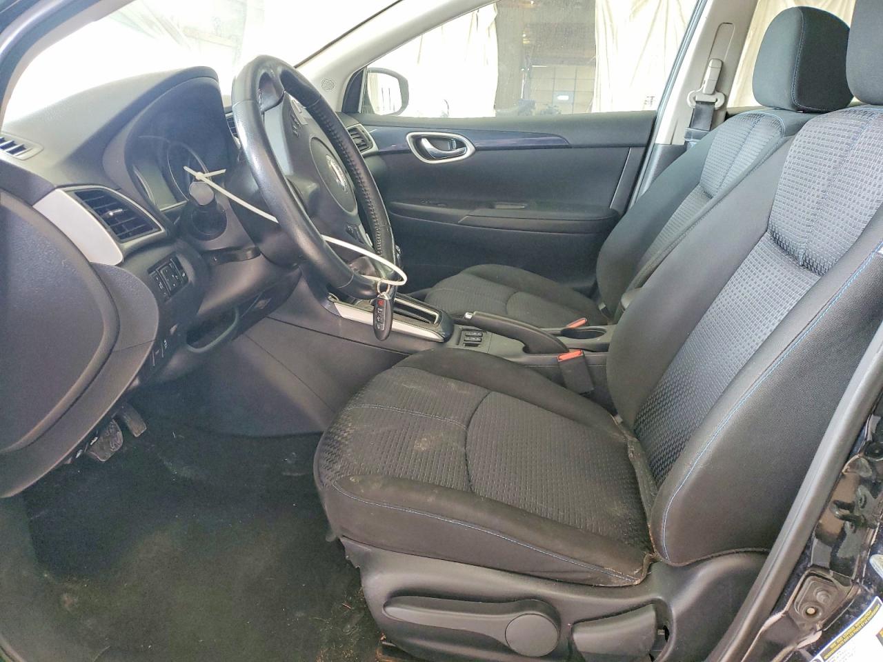 2019 NISSAN SENTRA SR photo 7