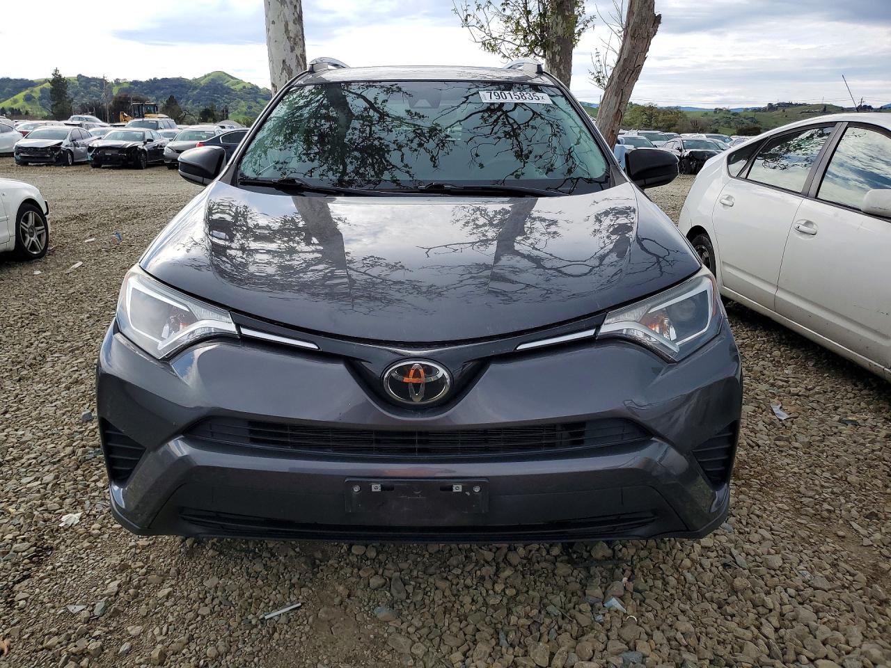 2018 TOYOTA RAV4 LE photo 5