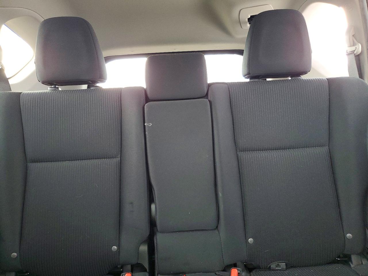 2018 TOYOTA RAV4 LE photo 10