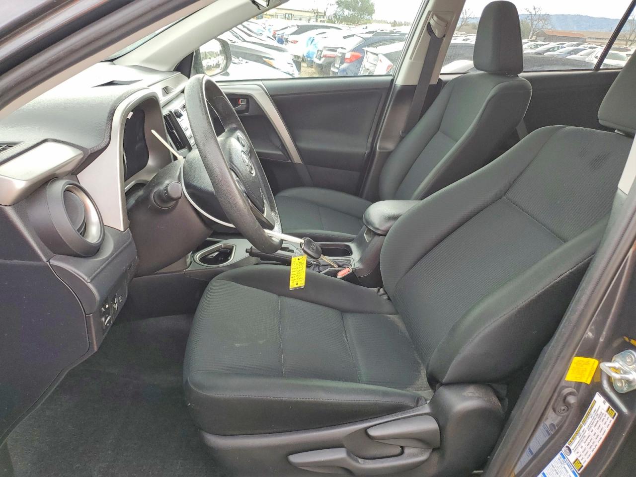 2018 TOYOTA RAV4 LE photo 7