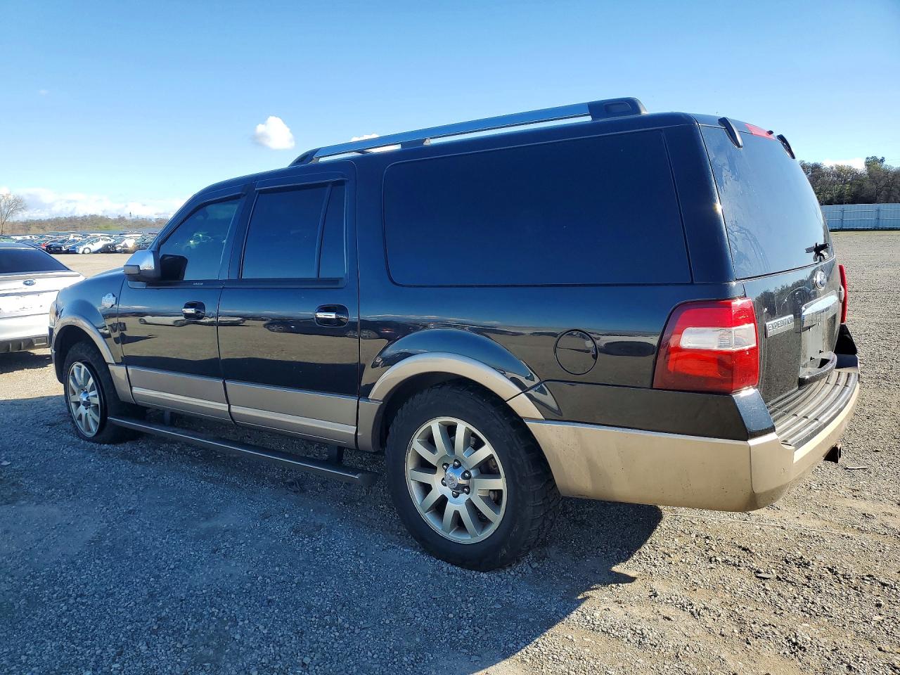 2013 FORD EXPEDITION EL XLT photo 3