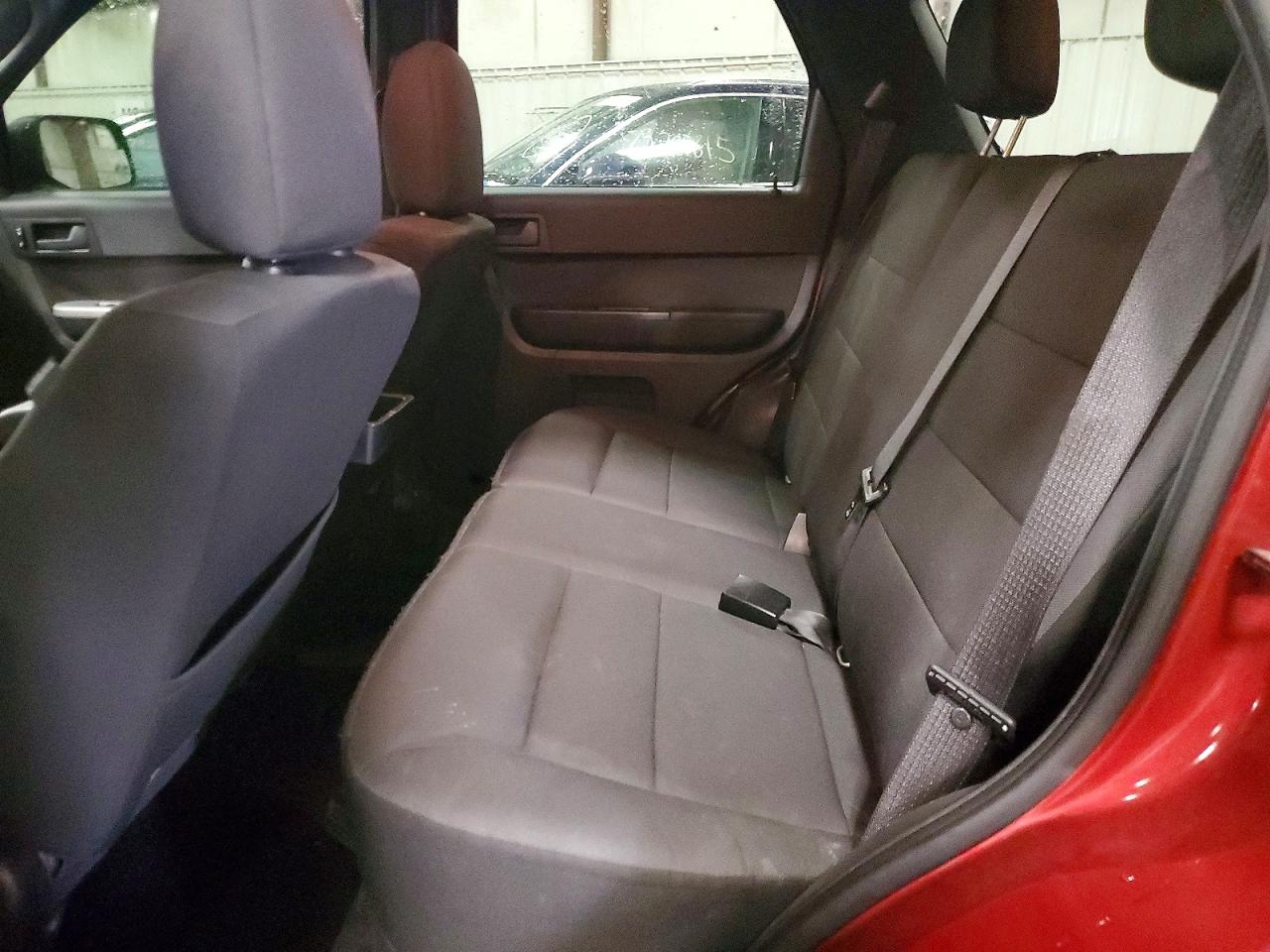 2012 FORD ESCAPE XLT photo 11
