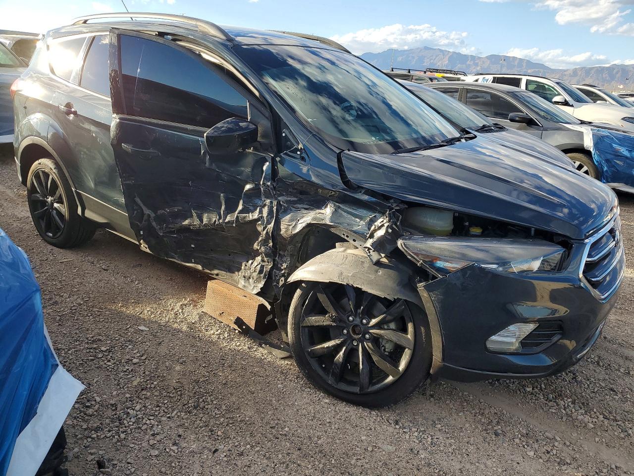 2019 FORD ESCAPE SE photo 7