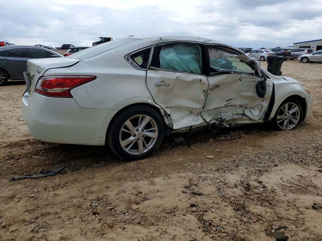 2013 NISSAN ALTIMA 2.5 photo 3