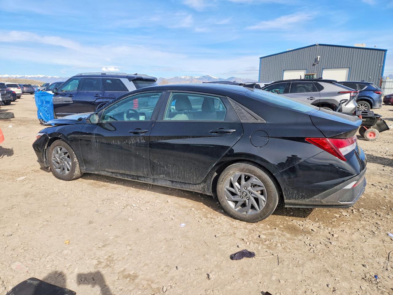 2024 HYUNDAI ELANTRA SEL photo 3