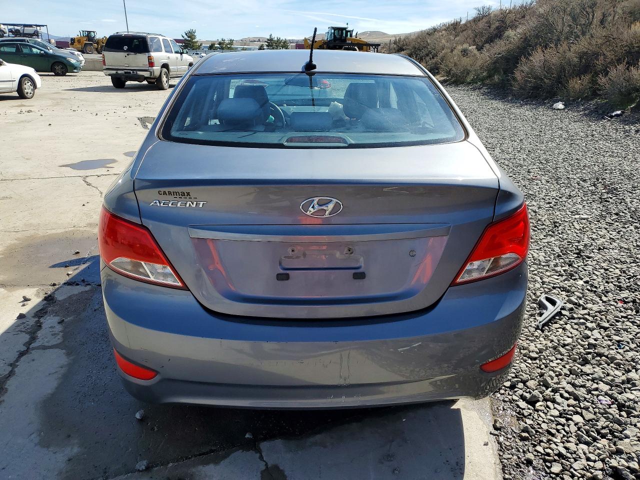 2015 HYUNDAI ACCENT GLS photo 6