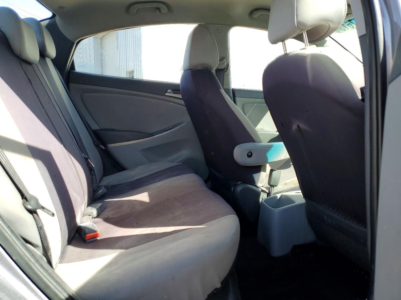 2015 HYUNDAI ACCENT GLS photo 10
