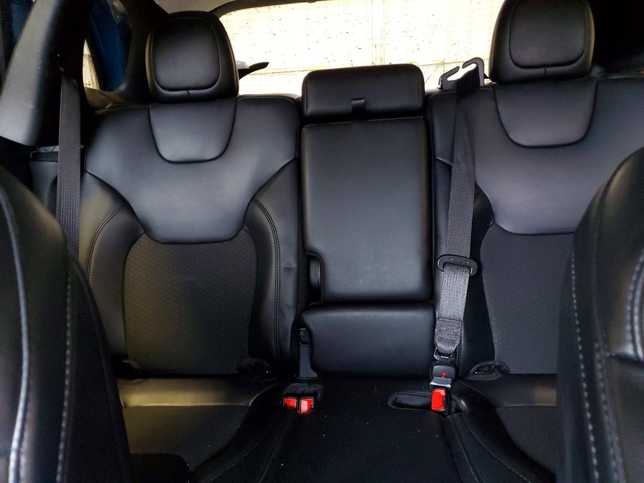 2021 JEEP CHEROKEE LATITUDE PLUS photo 10
