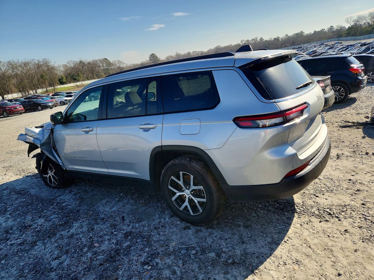 2024 JEEP GRAND CHEROKEE L LIMITED photo 3