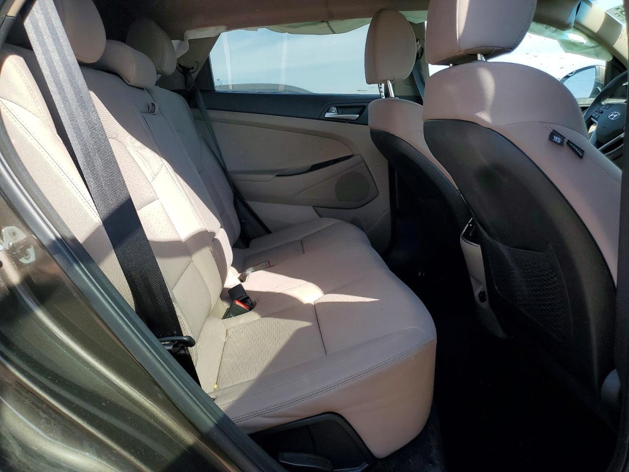 2020 HYUNDAI TUCSON SEL photo 28