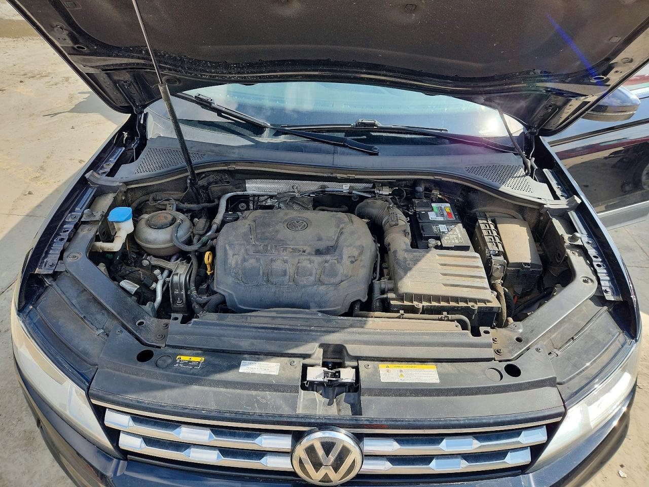 2020 VOLKSWAGEN TIGUAN SE photo 12