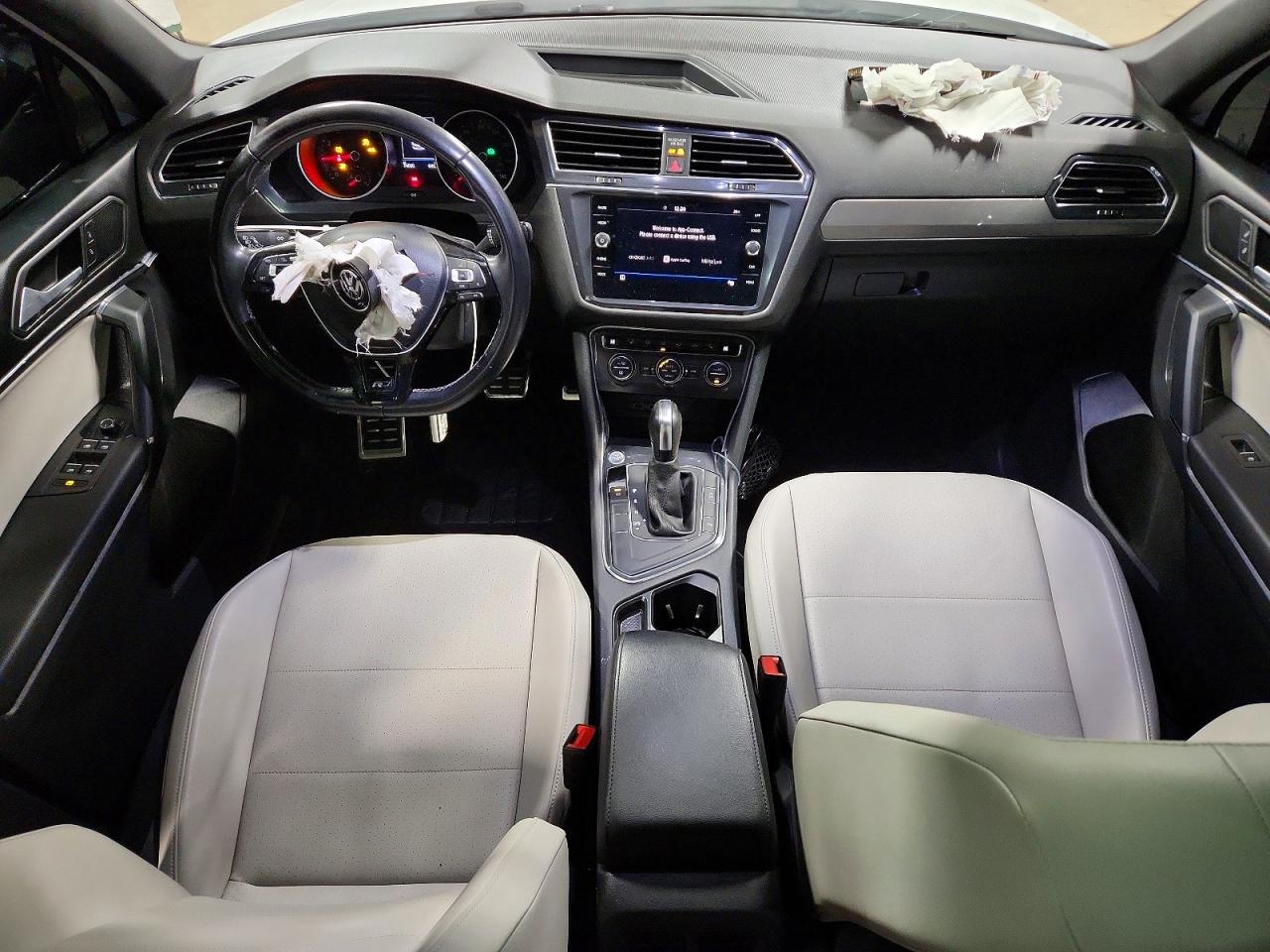 2020 VOLKSWAGEN TIGUAN SE photo 15