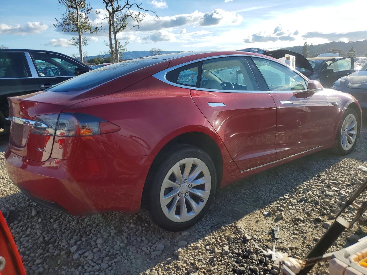 2018 TESLA MODEL S photo 5
