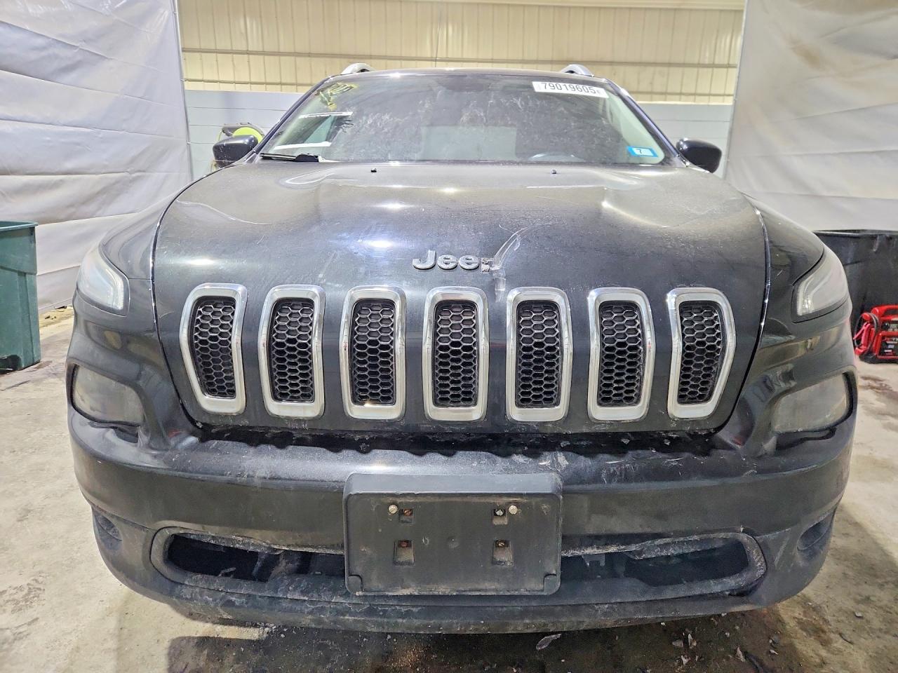 2016 JEEP CHEROKEE LATITUDE photo 5