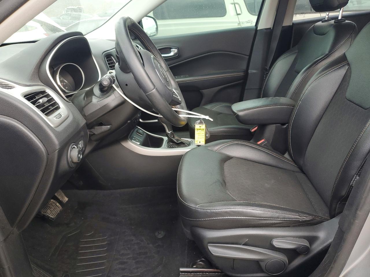 2019 JEEP COMPASS LATITUDE photo 19