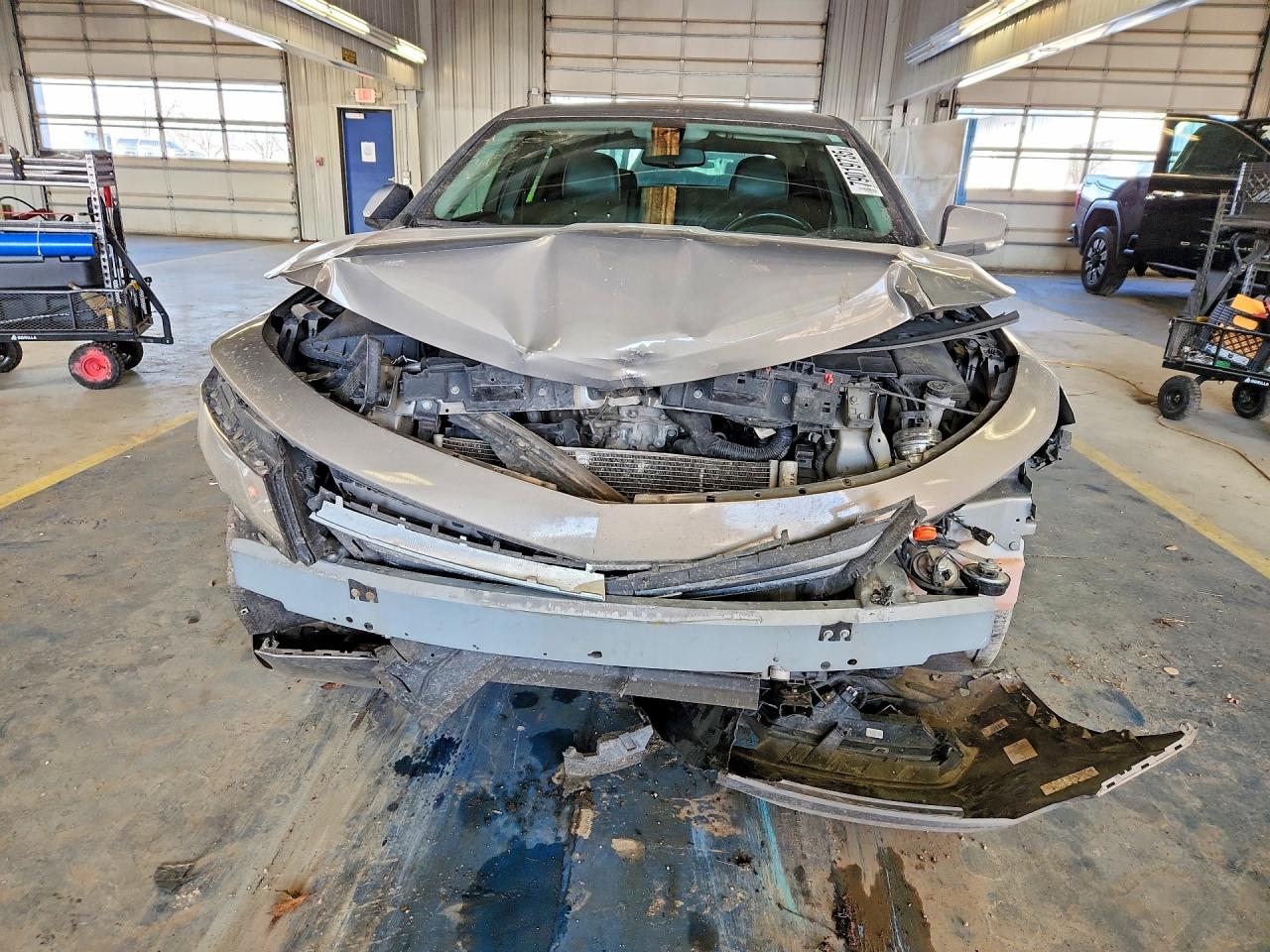 2018 CHEVROLET IMPALA LT photo 9