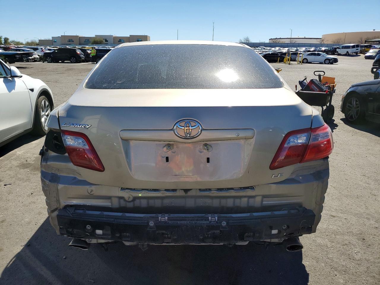 2009 TOYOTA CAMRY LE V6 photo 6