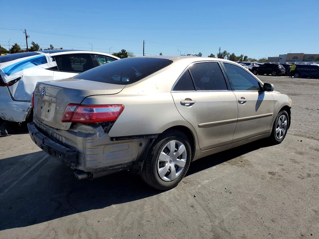 2009 TOYOTA CAMRY LE V6 photo 3