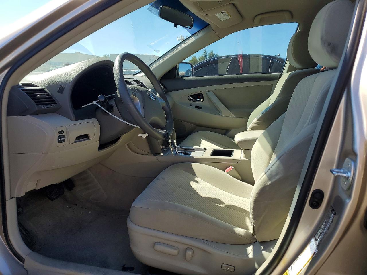 2009 TOYOTA CAMRY LE V6 photo 7