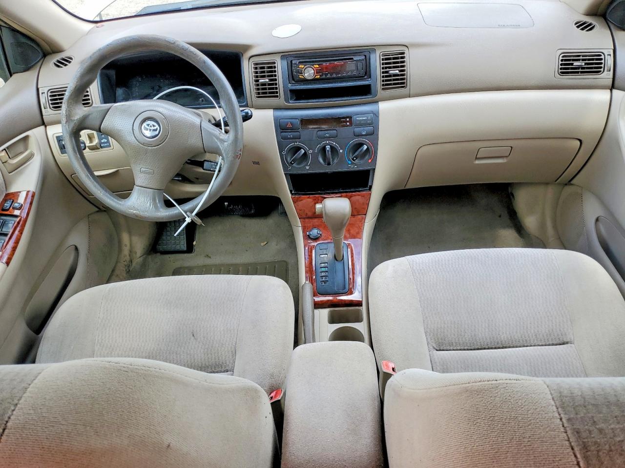 2006 TOYOTA COROLLA LE photo 8