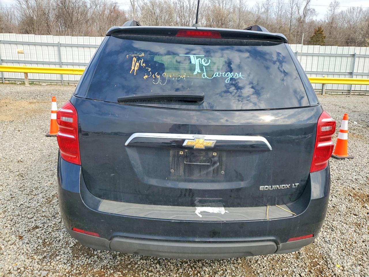 2016 CHEVROLET EQUINOX LT photo 16