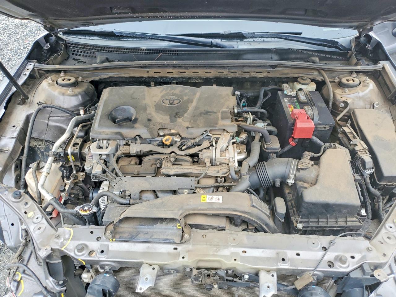 2018 TOYOTA CAMRY LE photo 11