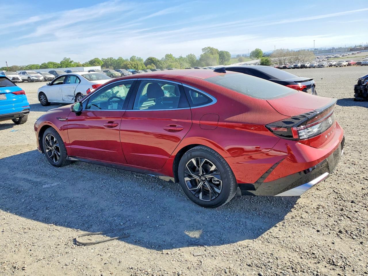 2025 HYUNDAI SONATA SEL photo 3