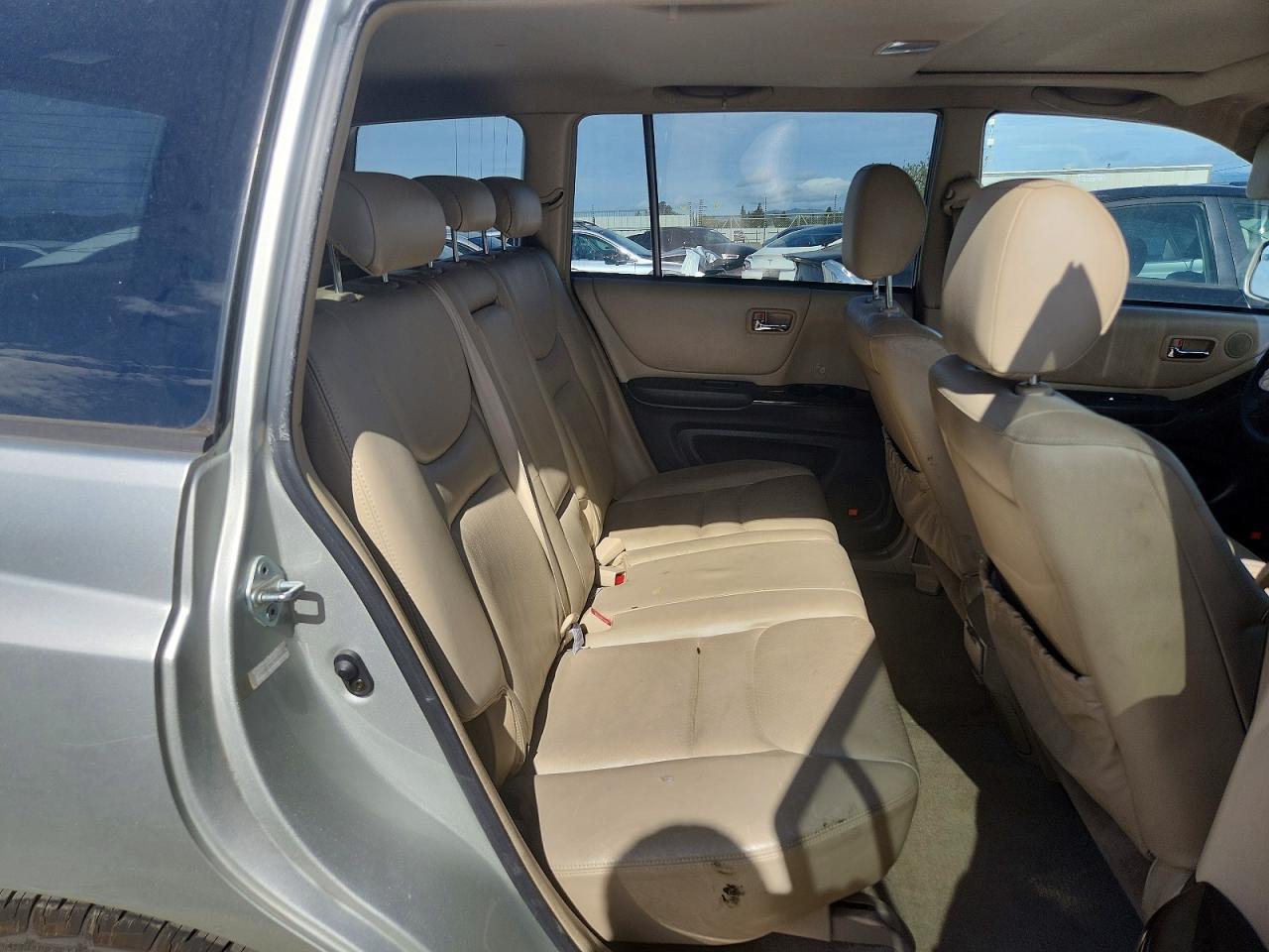 2003 TOYOTA HIGHLANDER LIMITED photo 11