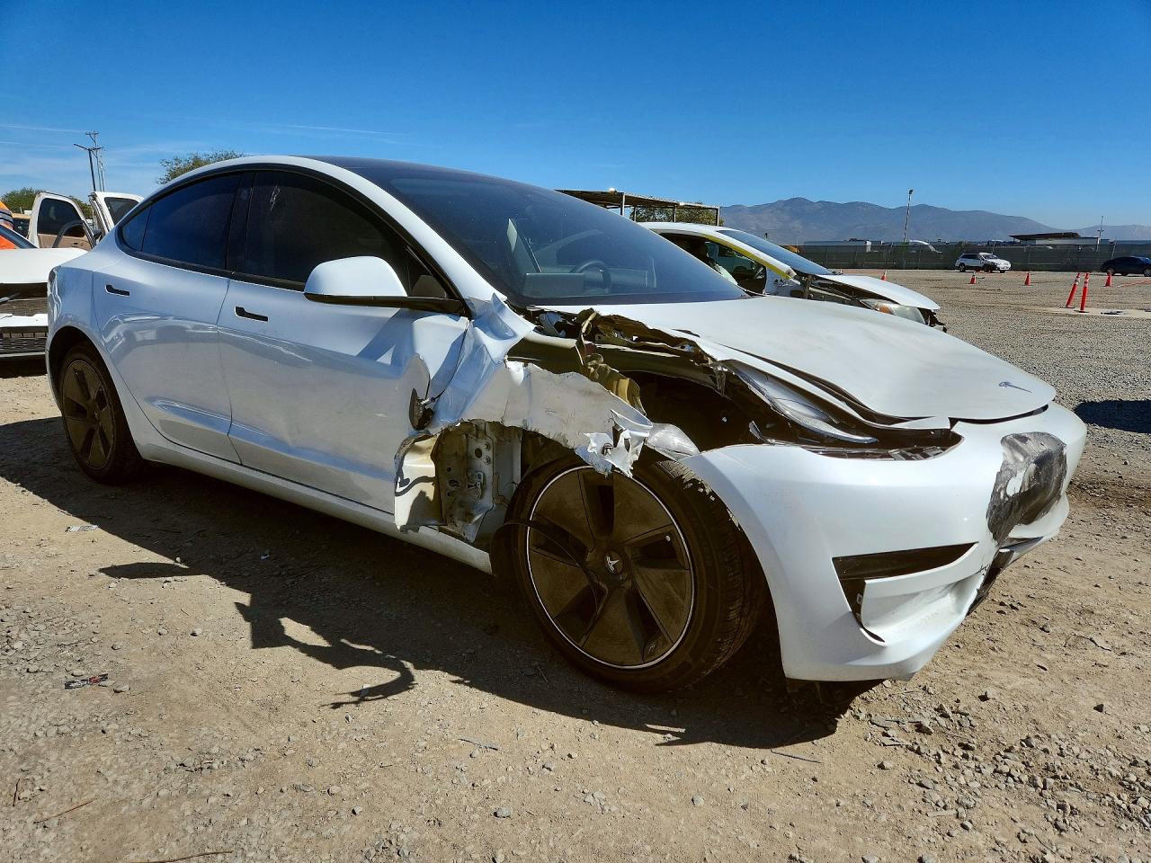 2023 TESLA MODEL 3 photo 7