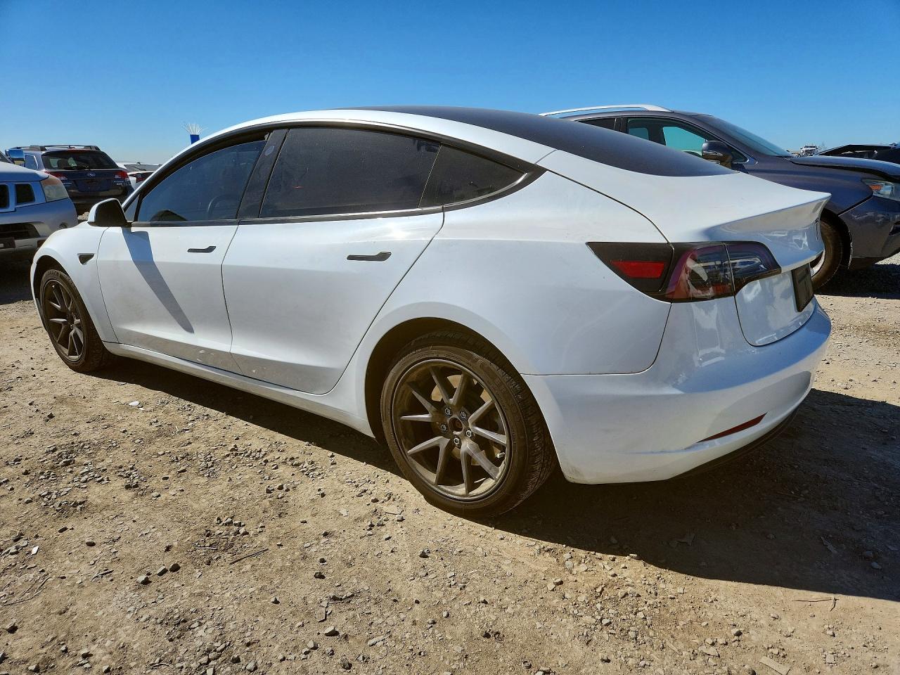 2023 TESLA MODEL 3 photo 3