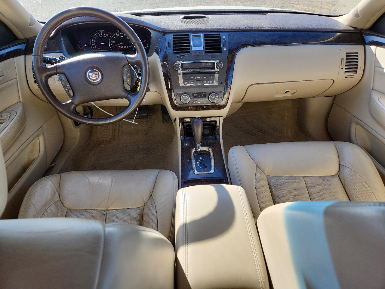 2008 CADILLAC DTS photo 15