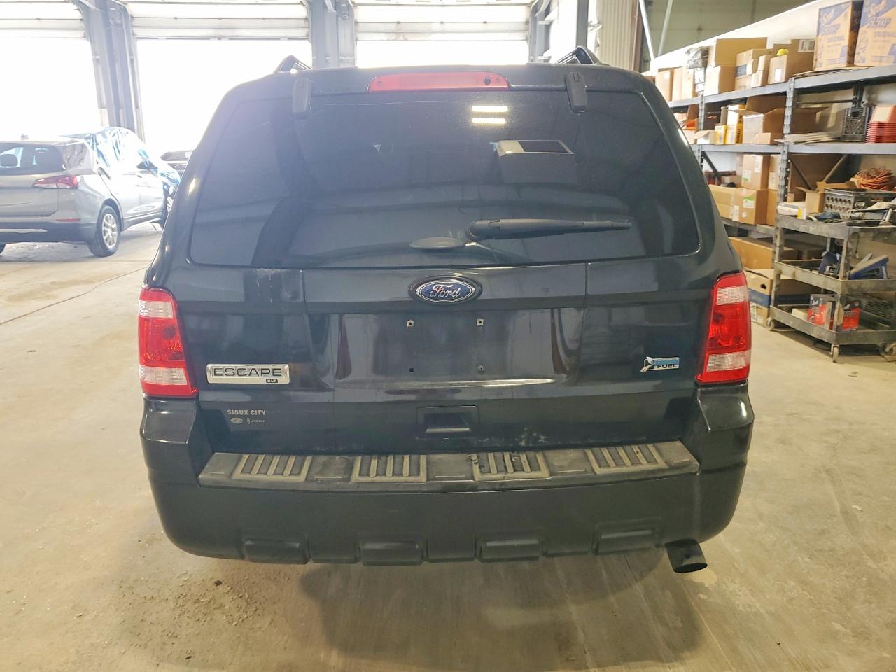 2011 FORD ESCAPE XLT photo 16