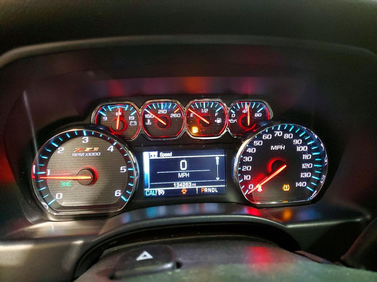 2018 CHEVROLET SILVERADO K1500 LT photo 9