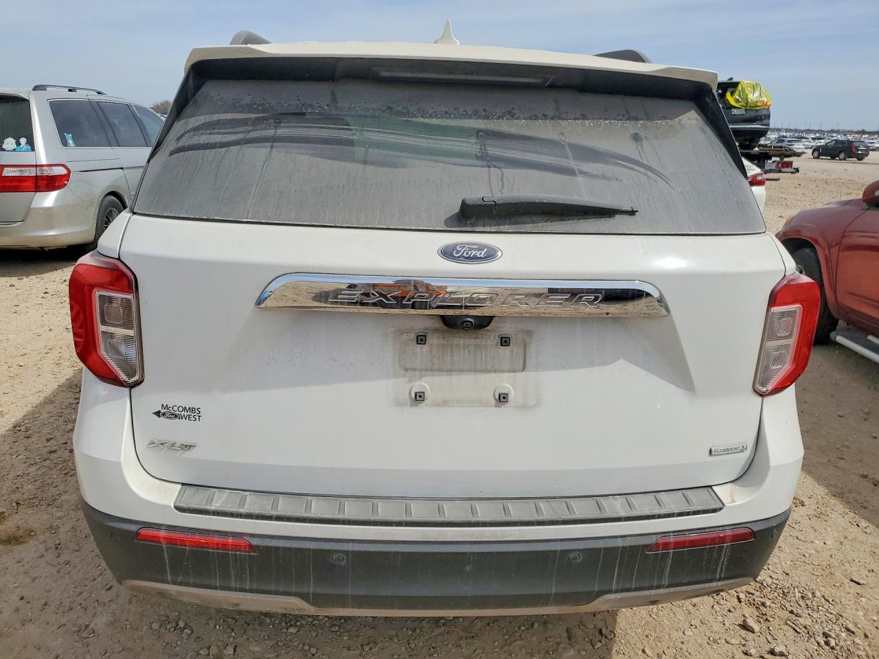 2020 FORD EXPLORER XLT photo 16