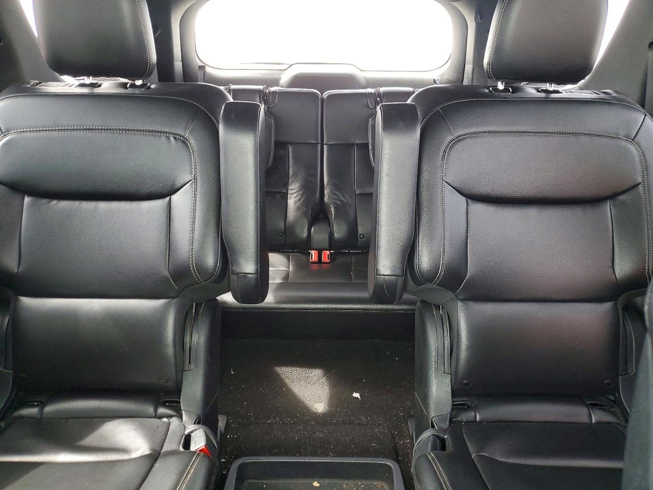 2020 FORD EXPLORER XLT photo 28